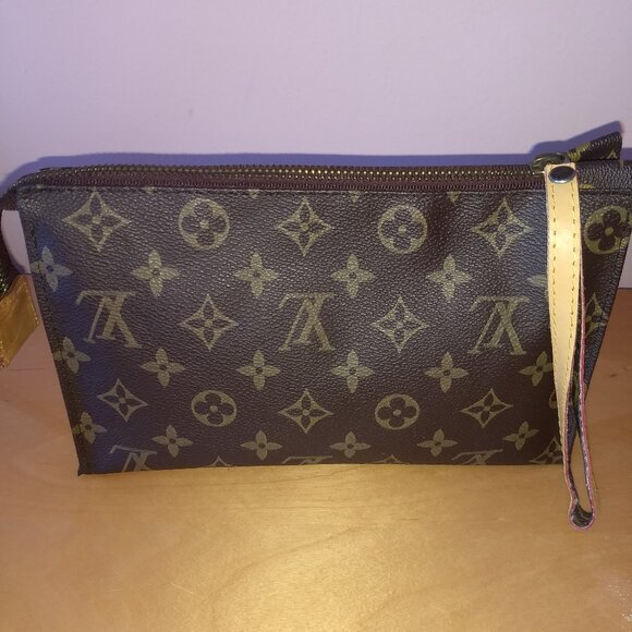 Vintage   Louis Vuitton Toiletry Bag - Picture 2 of 7